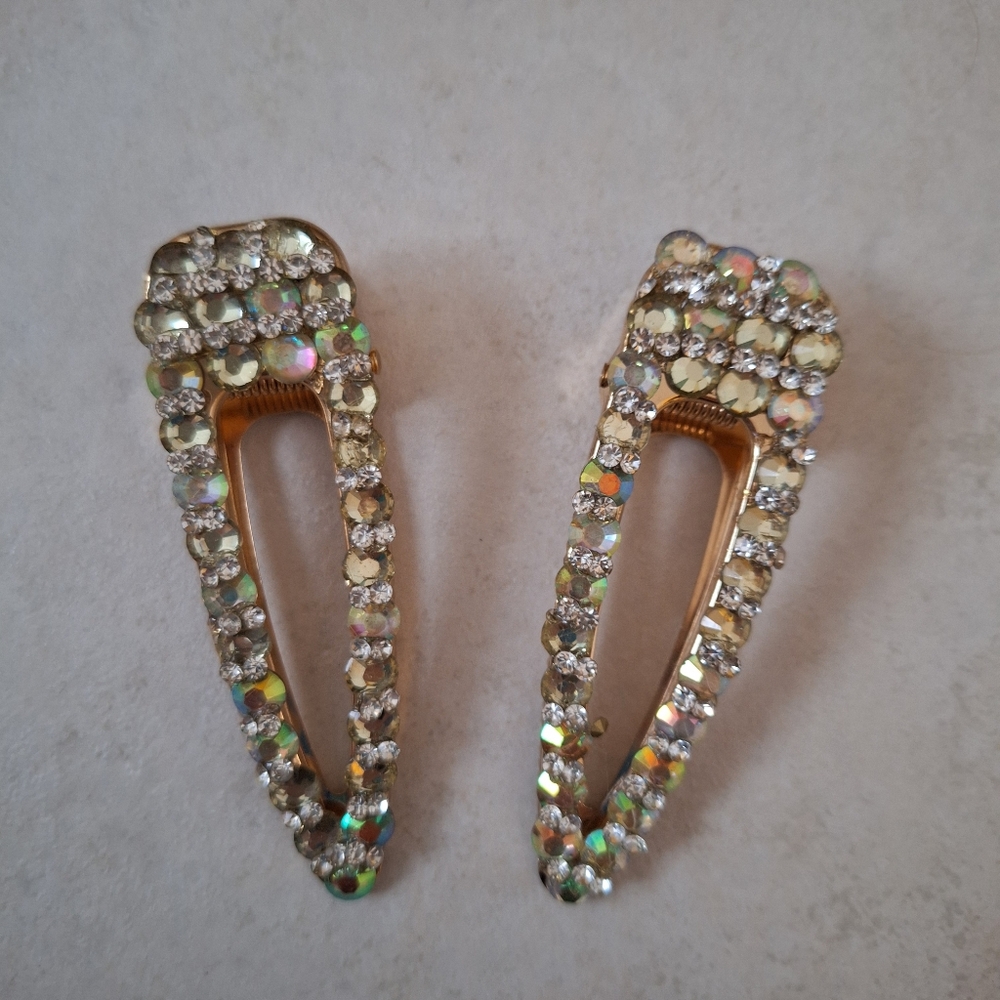 3/$20 NWOT Gold With Crystal Rhinestone Hair Clips - Sparkling Hair Accessories